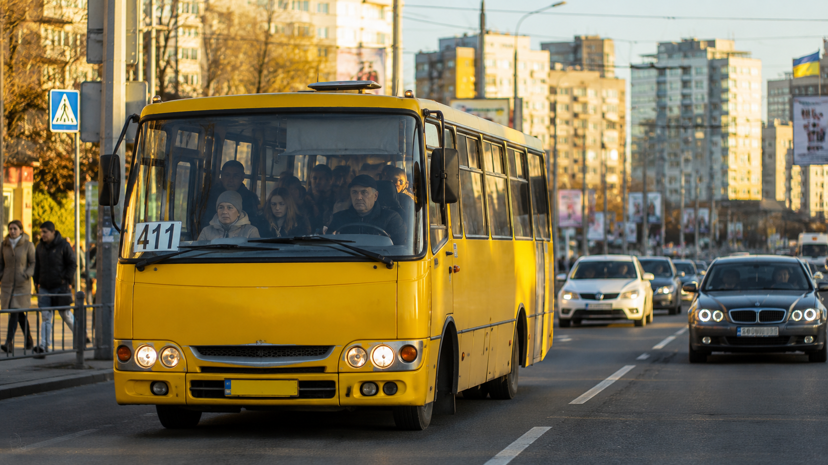 Маршрутка №411 у Києві