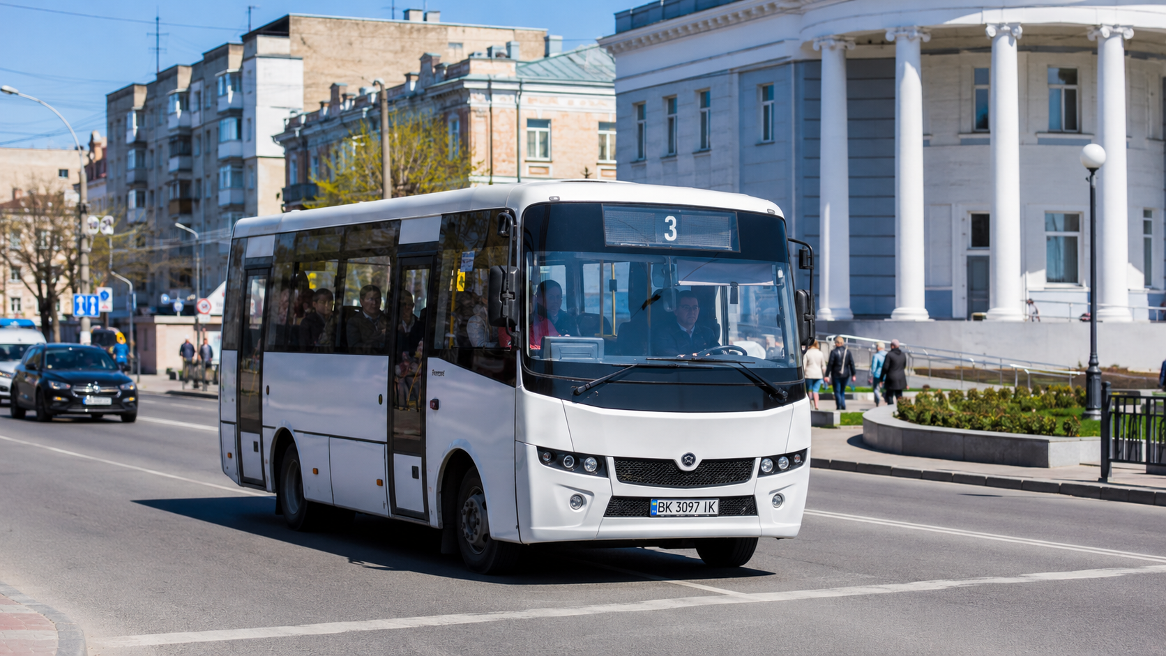 Маршрутка № 3 в Ровно
