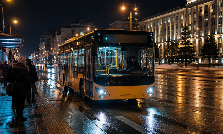 Нічний транспорт у Києві — маршрути, розклад та як дістатися вночі