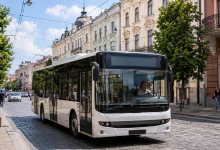 Автобус маршруту №3 на вулицях Чернівців