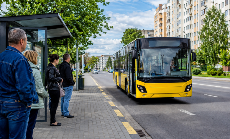 Автобус у Луцьку на міському маршруті